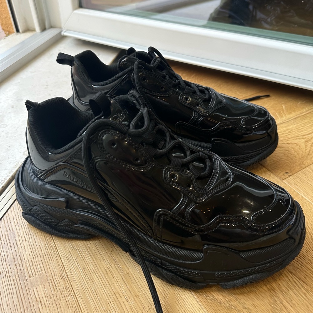 BALENCIAGA Triple S Sneaker Black - MEN